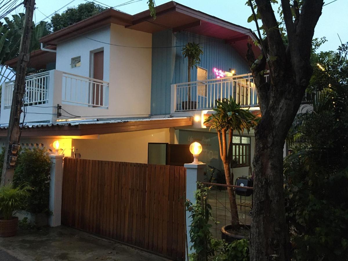 Banya Bnb ที่พักบ้านย่าบีแอนด์บี เมืองประจวบฯ Прачуап Кири Кан Екстериор снимка